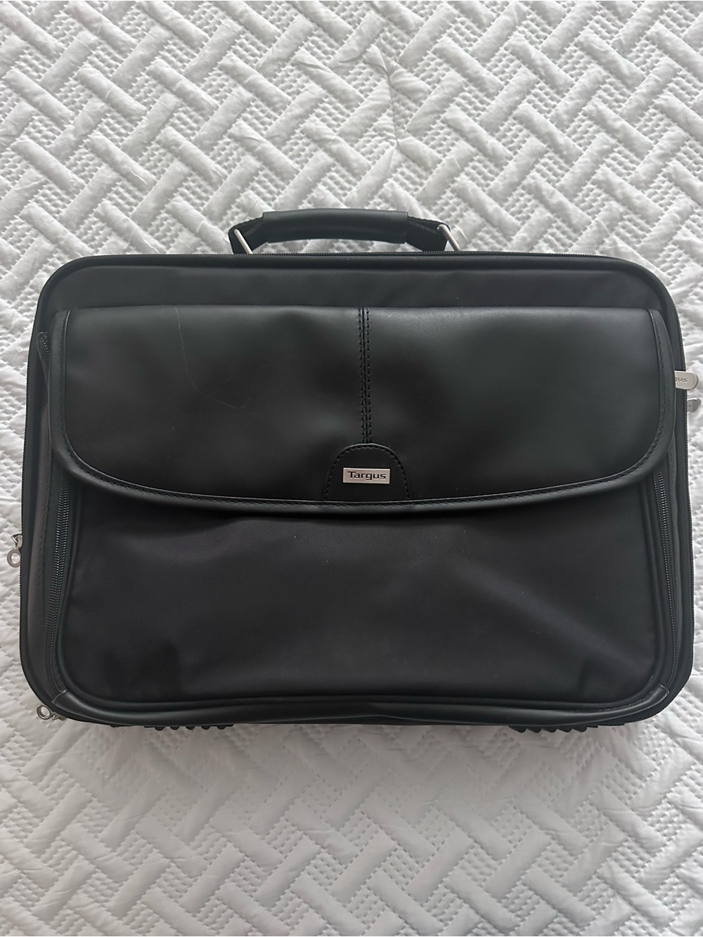 Targus Black Professional Laptop Bag with Front Flap